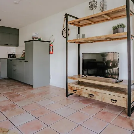 3 Bedroom Stunning In Holiday home *
