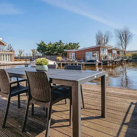 3 Bedroom Stunning In Holiday home